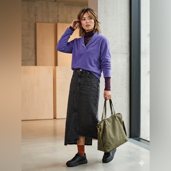 Purple V-Neck Pullover Sweater - Picture 3 of 5